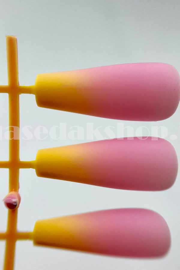 SHIBELLO 200pcs colored nail tips code 01